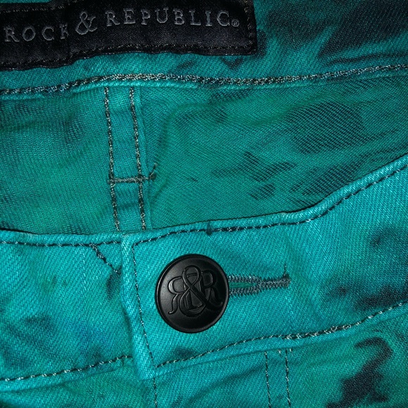 Beautiful Rock & Republic Jeans - Picture 4 of 5